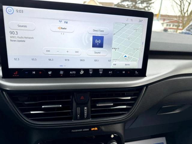 Photo of 2023 Iconic Silver Ford Escape