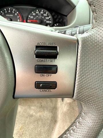 Photo of 2011 Radiant Silver Nissan Frontier