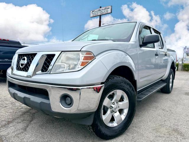 Photo of 2011 Radiant Silver Nissan Frontier