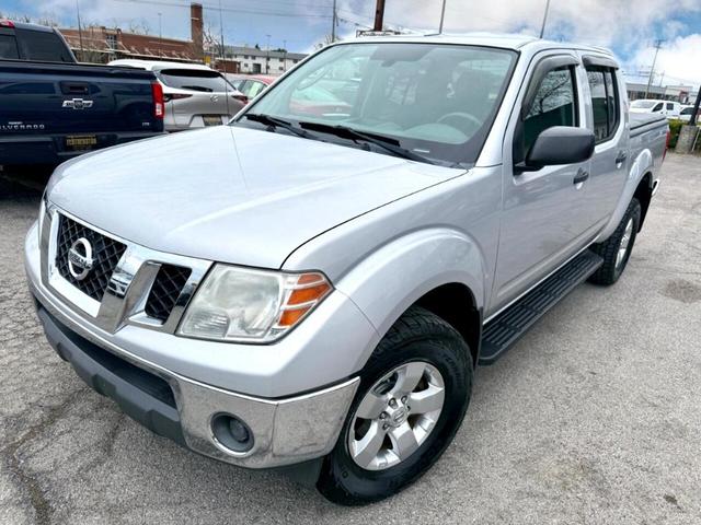 Photo of 2011 Radiant Silver Nissan Frontier