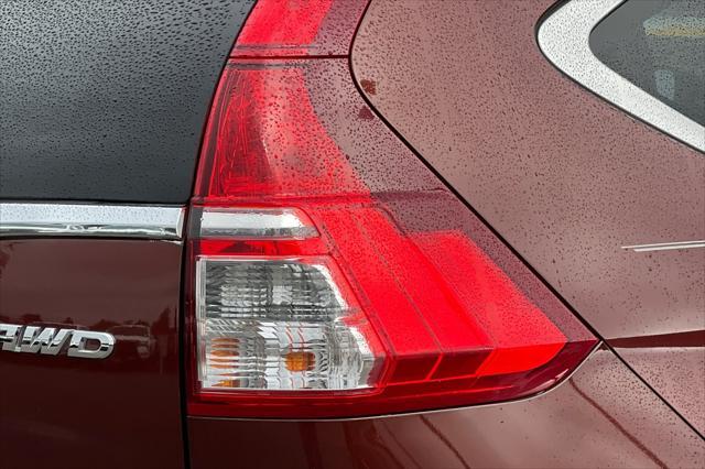 Photo of 2016 Basque Red Pearl II Honda CR-V