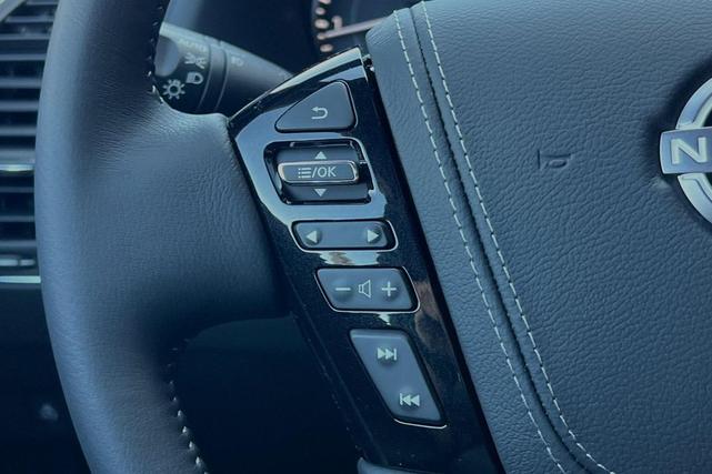 Photo of 2024 Aspen White Tricoat Nissan Armada