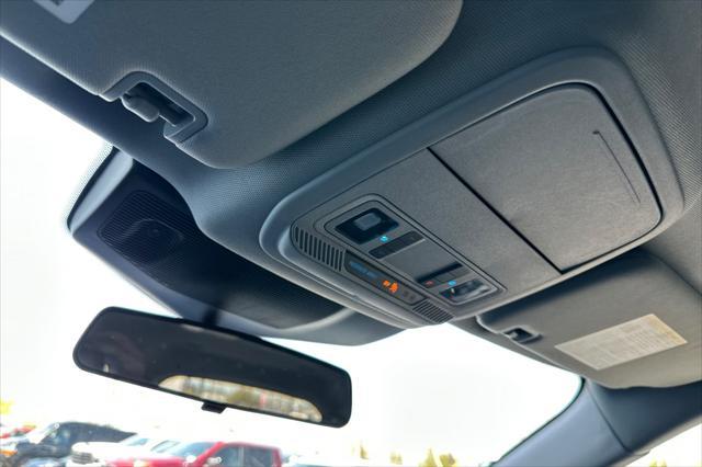 Photo of 2023 Black Metallic Ford Explorer