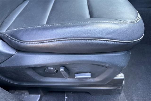 Photo of 2023 Black Metallic Ford Explorer