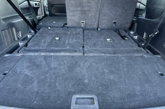 Photo of 2023 Black Metallic Ford Explorer