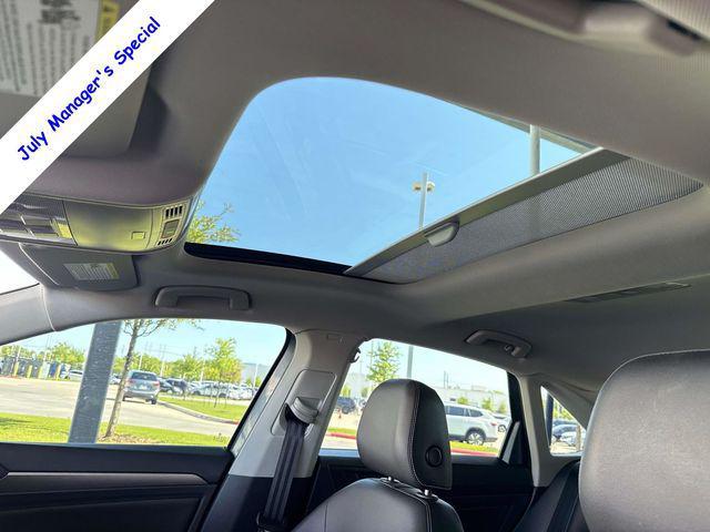 Photo of 2023 Gray Volkswagen Jetta