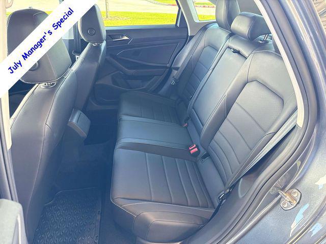 Photo of 2023 Gray Volkswagen Jetta