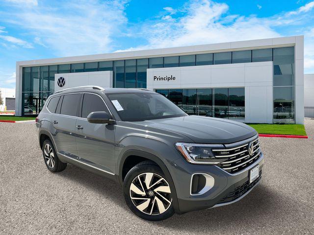 Photo of 2025 Pure Gray Volkswagen Atlas