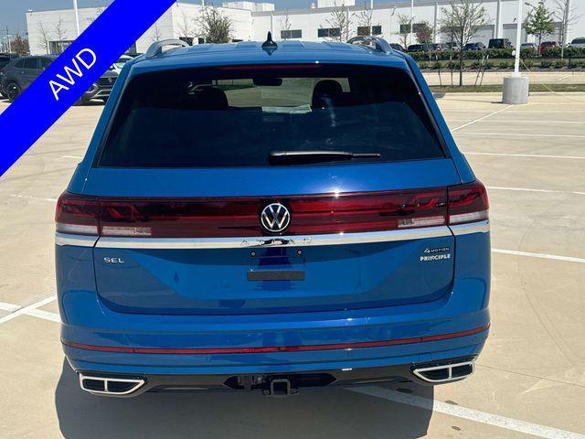 Photo of 2025 Mountain Lake Blue Metallic Volkswagen Atlas