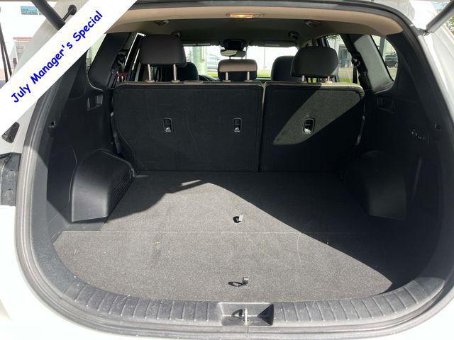 Photo of 2022 Quartz White Hyundai SANTA FE