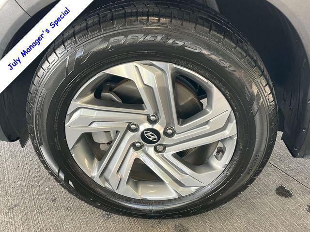 Photo of 2022 Quartz White Hyundai SANTA FE