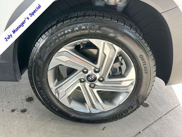 Photo of 2022 Quartz White Hyundai SANTA FE