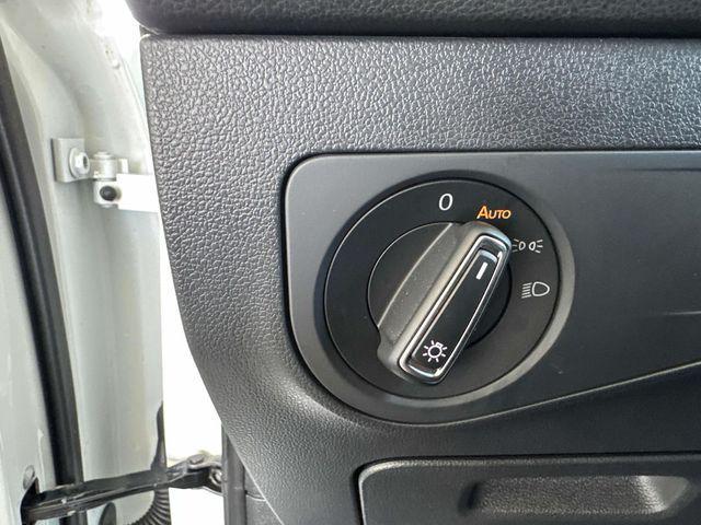 Photo of 2024 White Volkswagen Tiguan