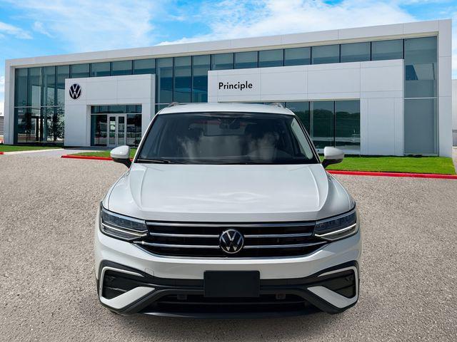 Photo of 2024 White Volkswagen Tiguan