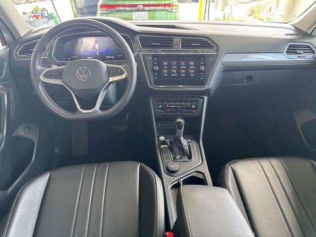 Photo of 2024 White Volkswagen Tiguan