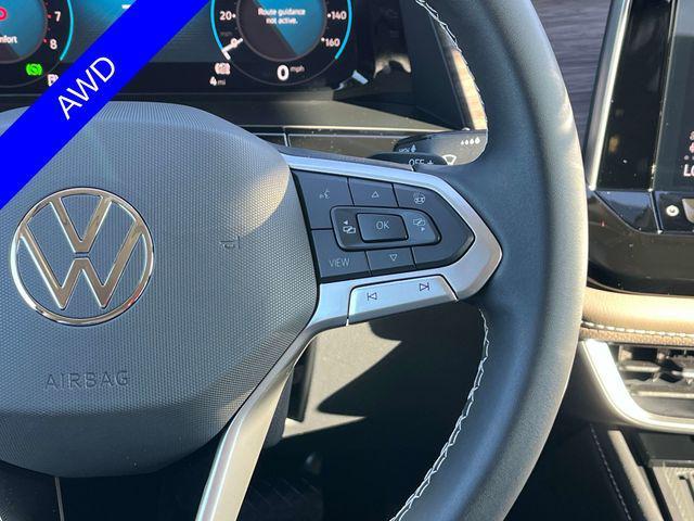 Photo of 2025 Platinum Gray Metallic Volkswagen Atlas