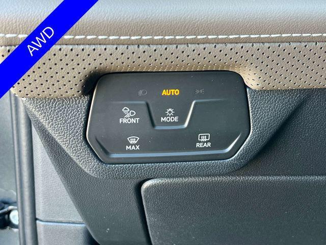 Photo of 2025 Platinum Gray Metallic Volkswagen Atlas
