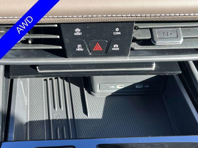 Photo of 2025 Platinum Gray Metallic Volkswagen Atlas