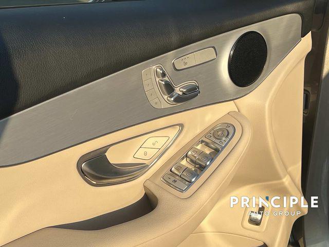 Photo of 2021 Mojave Silver Metallic Mercedes-Benz GLC 300