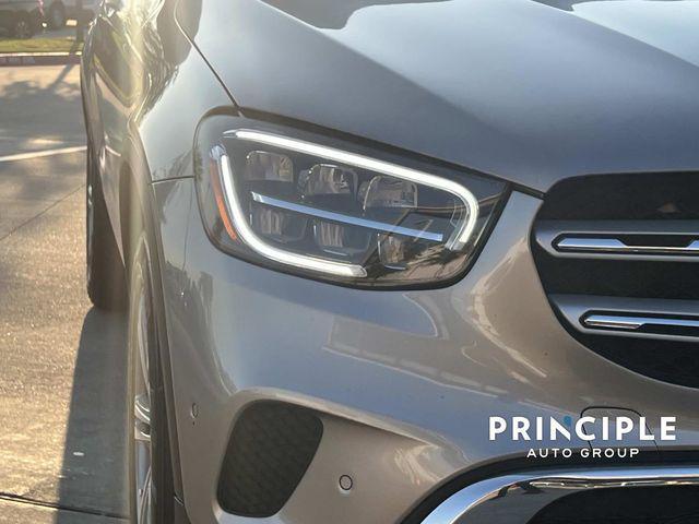 Photo of 2021 Mojave Silver Metallic Mercedes-Benz GLC 300