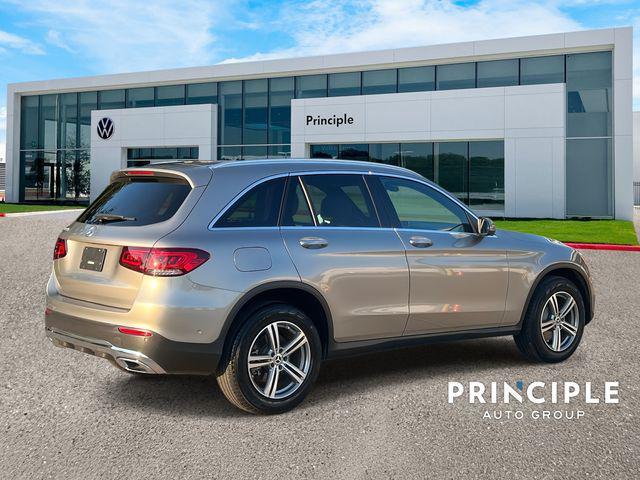 Photo of 2021 Mojave Silver Metallic Mercedes-Benz GLC 300