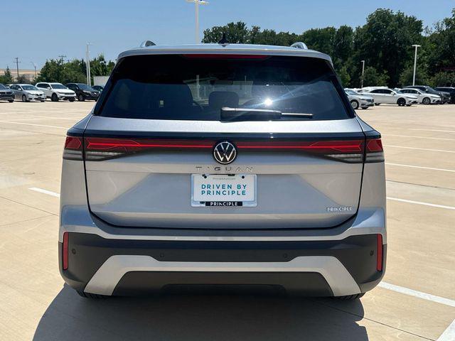 Photo of 2025 Pyrite Silver Metallic Volkswagen Tiguan