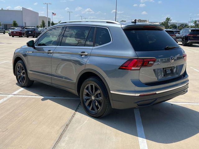 Photo of 2024 Platinum Gray Metallic Volkswagen Tiguan