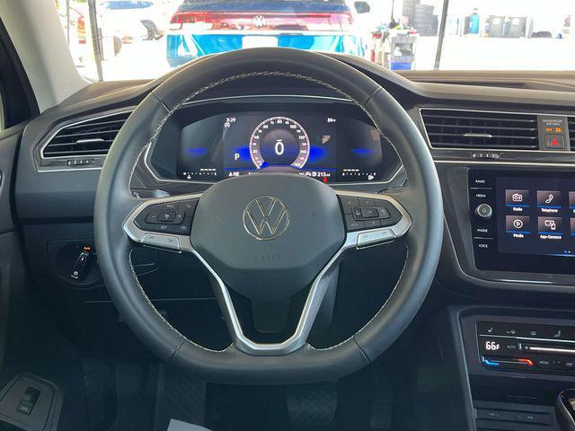 Photo of 2024 Platinum Gray Metallic Volkswagen Tiguan