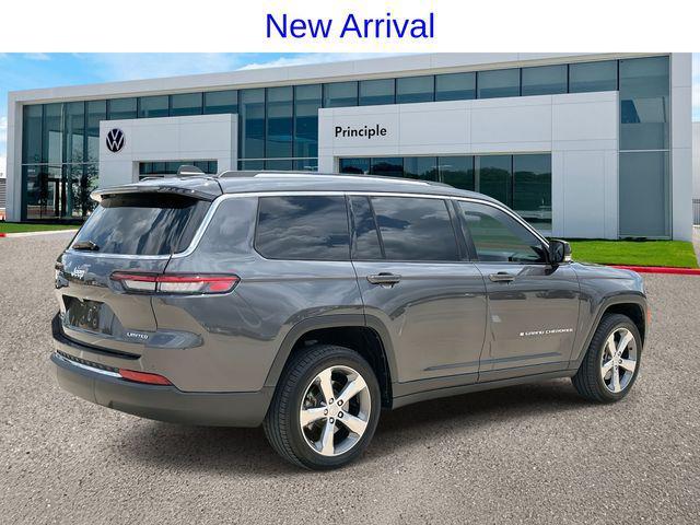 Photo of 2021 Baltic Gray Metallic Clearcoat Jeep Grand Cherokee L
