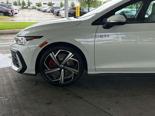 Photo of 2025 Opal White Pearl Volkswagen Golf GTI