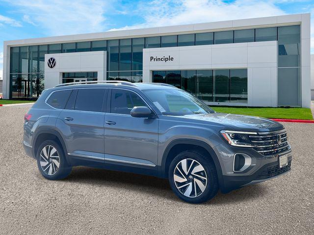 Photo of 2025 Platinum Gray Metallic Volkswagen Atlas