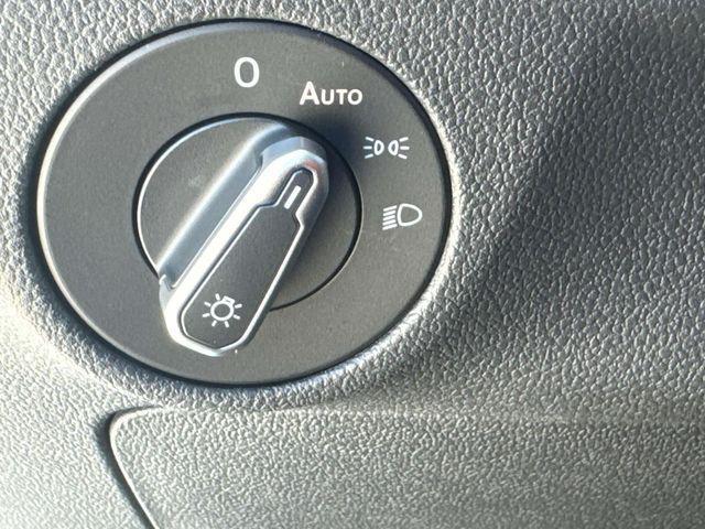 Photo of 2025 Opal White Pearl Volkswagen Jetta