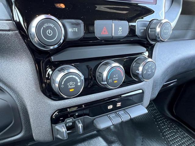 Photo of 2025 Diamond Black RAM 2500