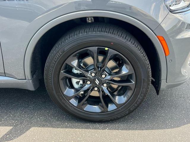Photo of 2025 Destroyer Gray Clearcoat Dodge Durango