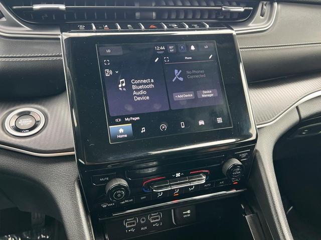 Photo of 2023 Metallic Jeep Grand Cherokee L