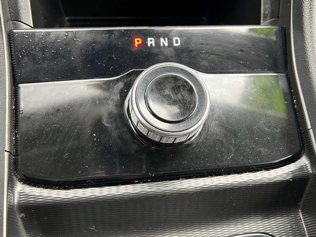 Photo of 2023 Metallic Jeep Grand Cherokee L