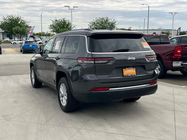 Photo of 2023 Metallic Jeep Grand Cherokee L
