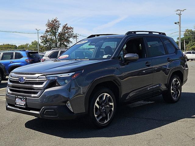 Photo of 2025 Magnetite Gray Metallic Subaru Forester
