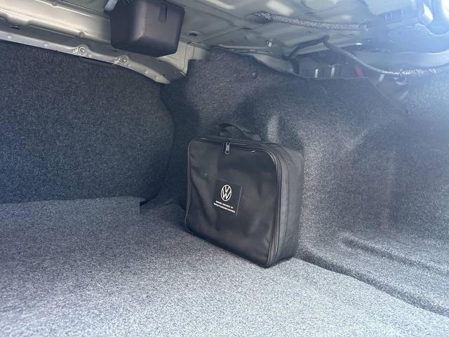 Photo of 2022 Platinum Gray Metallic Volkswagen Passat