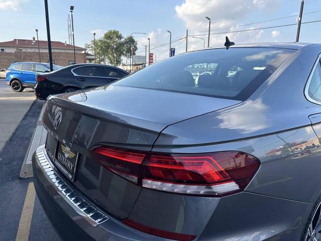 Photo of 2022 Platinum Gray Metallic Volkswagen Passat