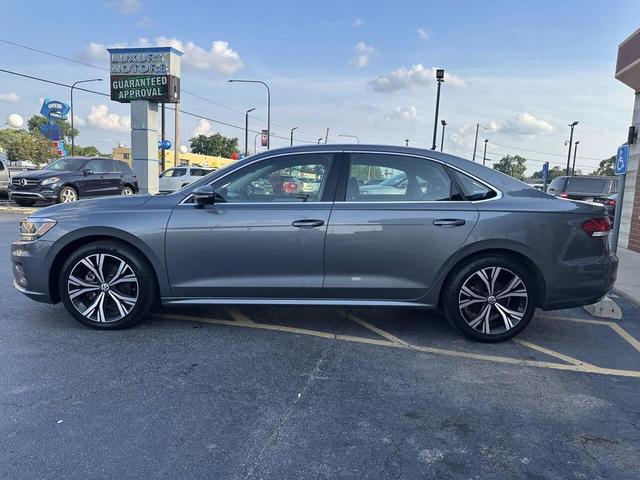 Photo of 2022 Platinum Gray Metallic Volkswagen Passat