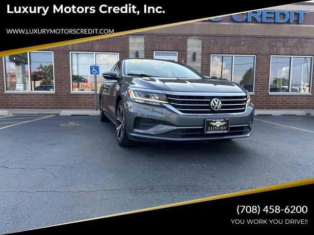 Photo of 2022 Platinum Gray Metallic Volkswagen Passat