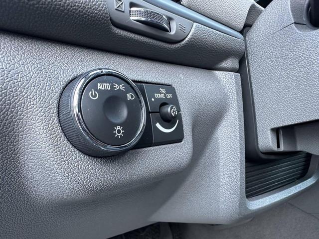 Photo of 2017 Silver Ice Metallic Chevrolet Traverse