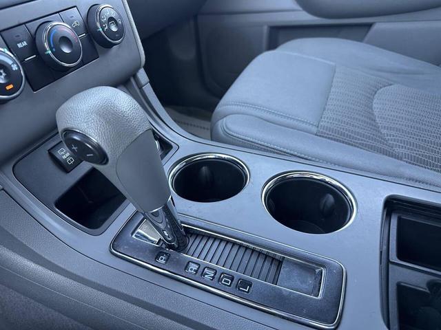 Photo of 2017 Silver Ice Metallic Chevrolet Traverse
