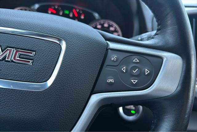 Photo of 2019 Summit White GMC Terrain