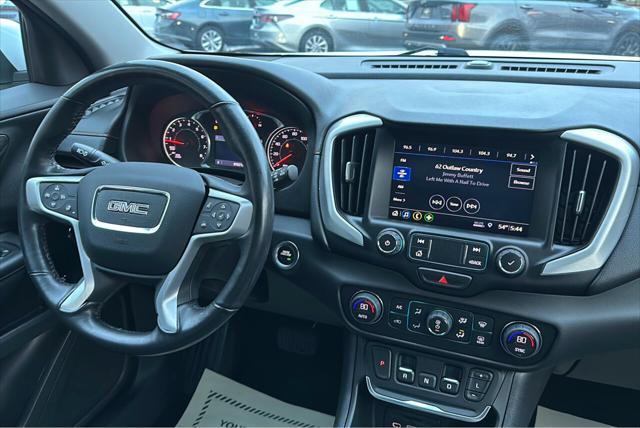 Photo of 2019 Summit White GMC Terrain