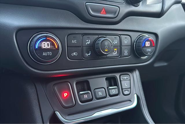 Photo of 2019 Summit White GMC Terrain
