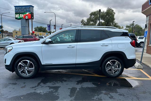 Photo of 2019 Summit White GMC Terrain