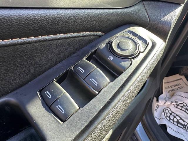 Photo of 2018 Gray Chevrolet Traverse
