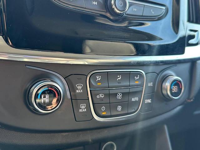 Photo of 2018 Gray Chevrolet Traverse